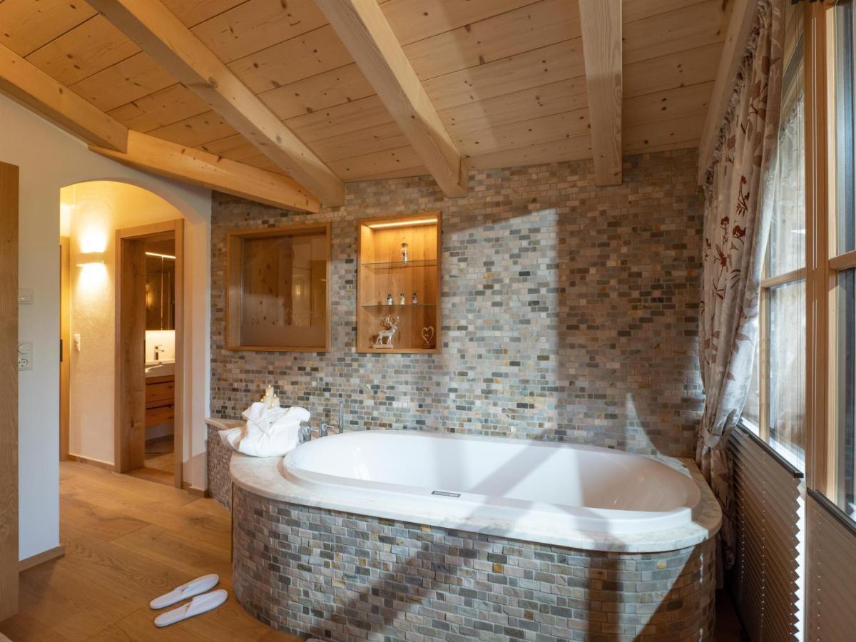Luxusappartement Alpenliebe Oberndorf in Tirol Buitenkant foto